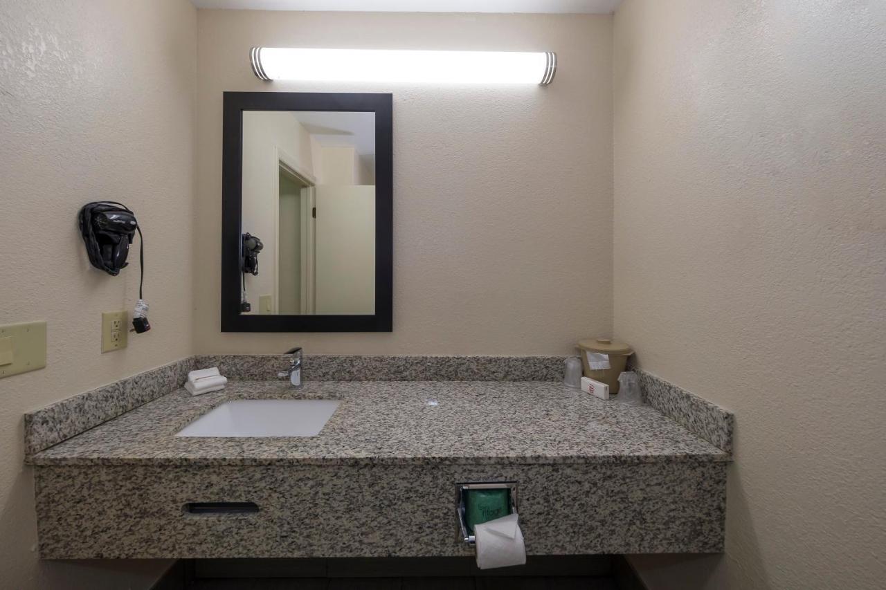 Red Roof Inn Hillsville Ngoại thất bức ảnh