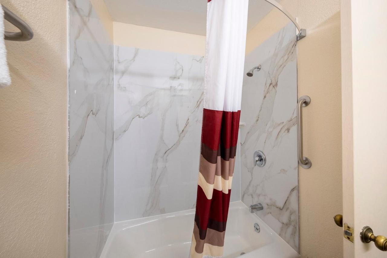 Red Roof Inn Hillsville Ngoại thất bức ảnh